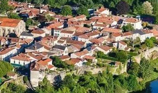 德格回乡建别墅为什么一定要选专业乡墅公司